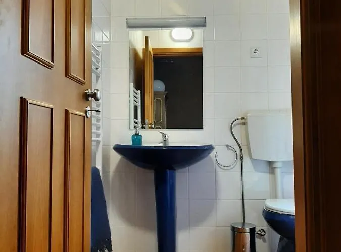 Charming In Historic Building In Serra Da Estrela National Park Vinho (Guarda)